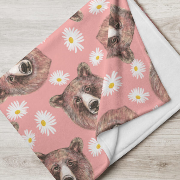 Bear and Daisy Throw Blanket - Image 5